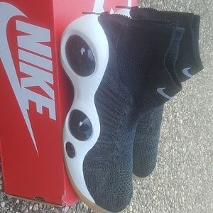 Nike Flight Bonafide